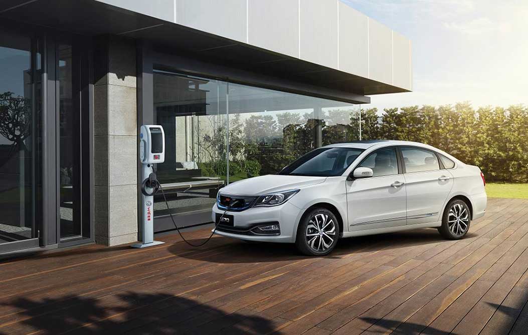 超级纯电动中级车28预测
风神E70