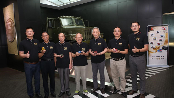 28预测
建设50周年重走500公里汽车长廊走进十堰